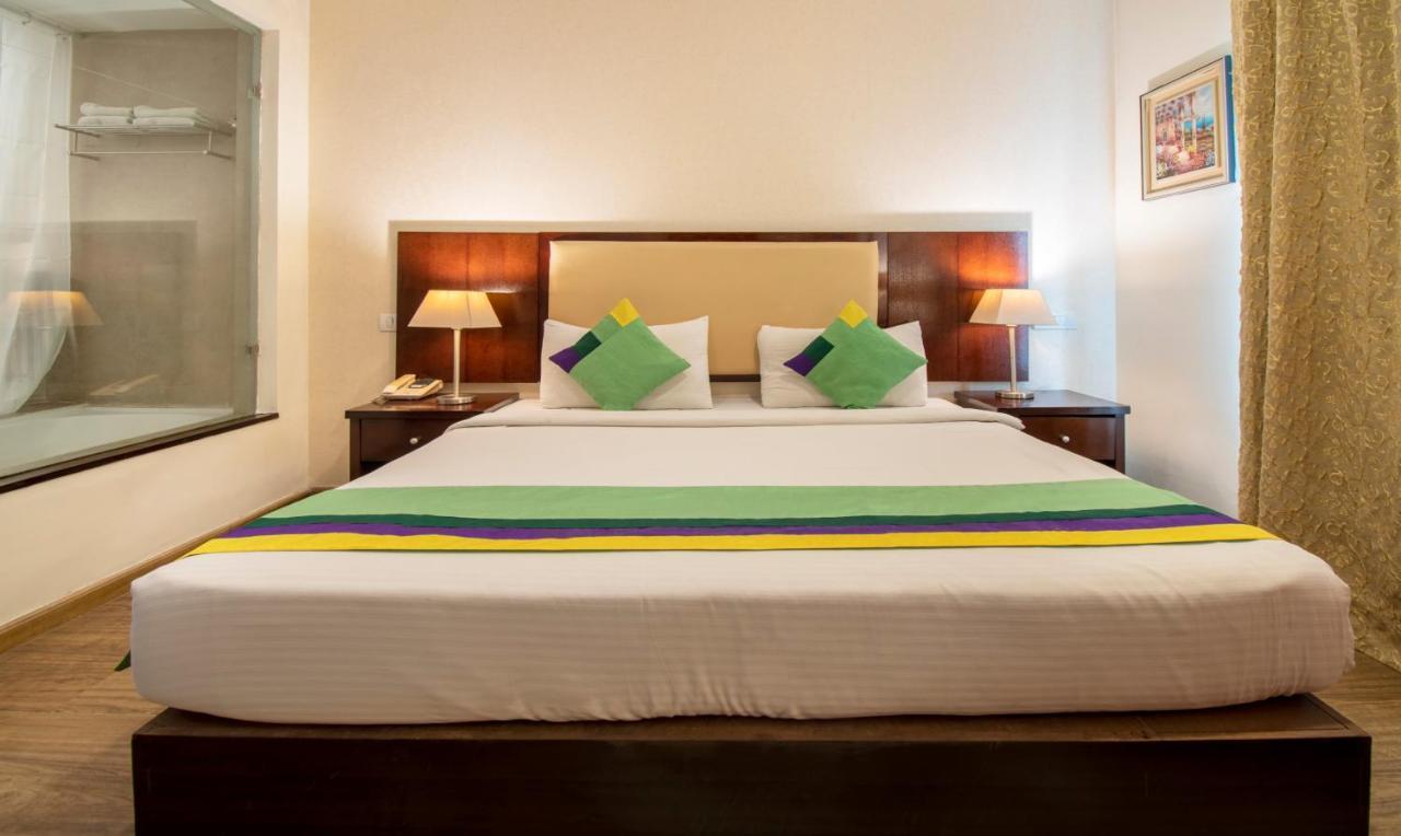 Treebo Trend Grenville Near Udyog Vihar 3*