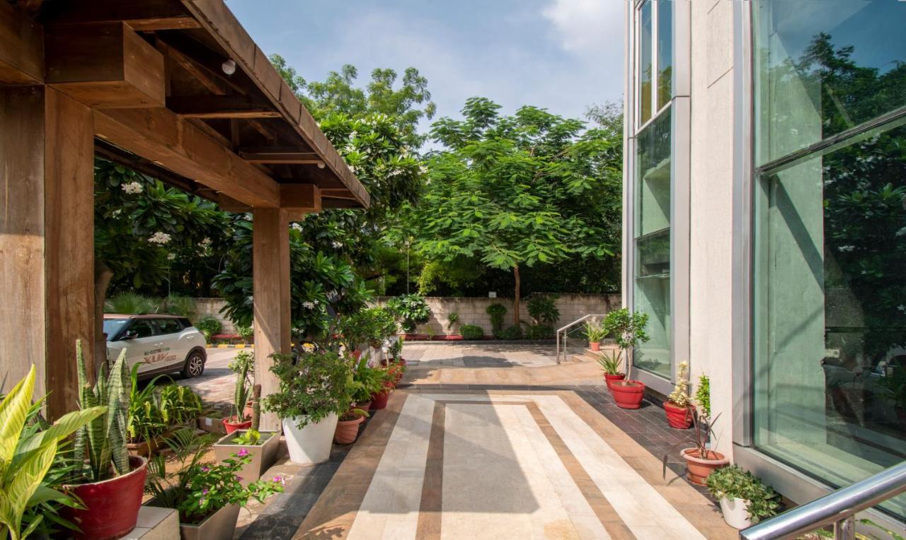 Hotel Treebo Trend Grenville Near Udyog Vihar
