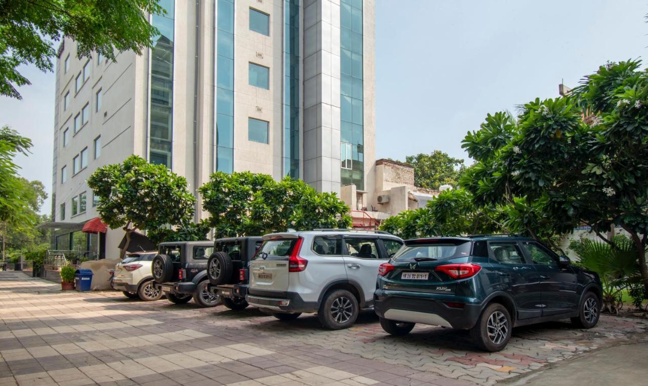 Treebo Trend Grenville Near Udyog Vihar Hotel