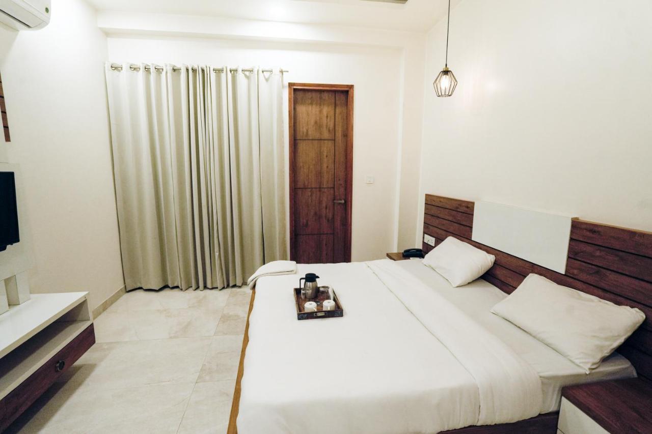Hotel Maharaja Palace Boutique Near Medanta Medicity Gurgaon