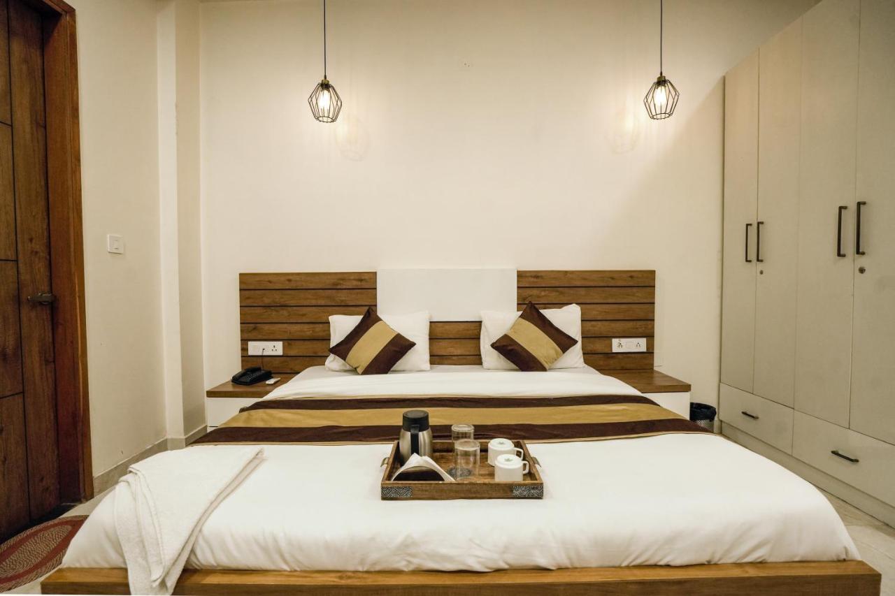 Hotel Maharaja Palace Boutique Near Medanta Medicity 3*