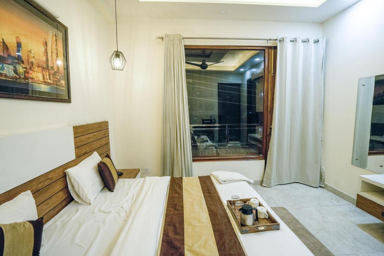 Maharaja Palace Boutique Near Medanta Medicity Hotel 3*