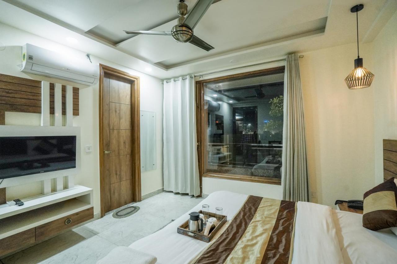 Maharaja Palace Boutique Near Medanta Medicity 3*