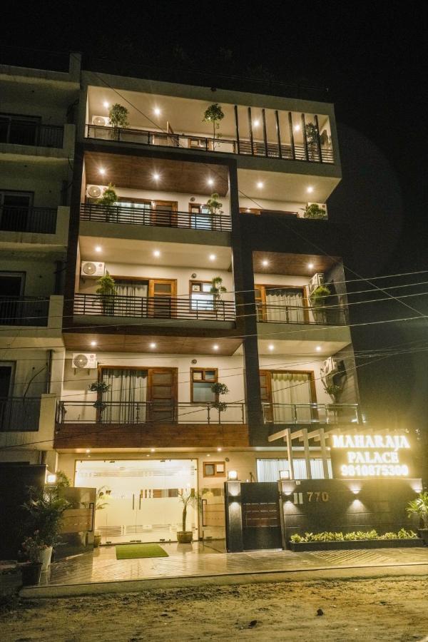 Maharaja Palace Boutique Near Medanta Medicity 3*