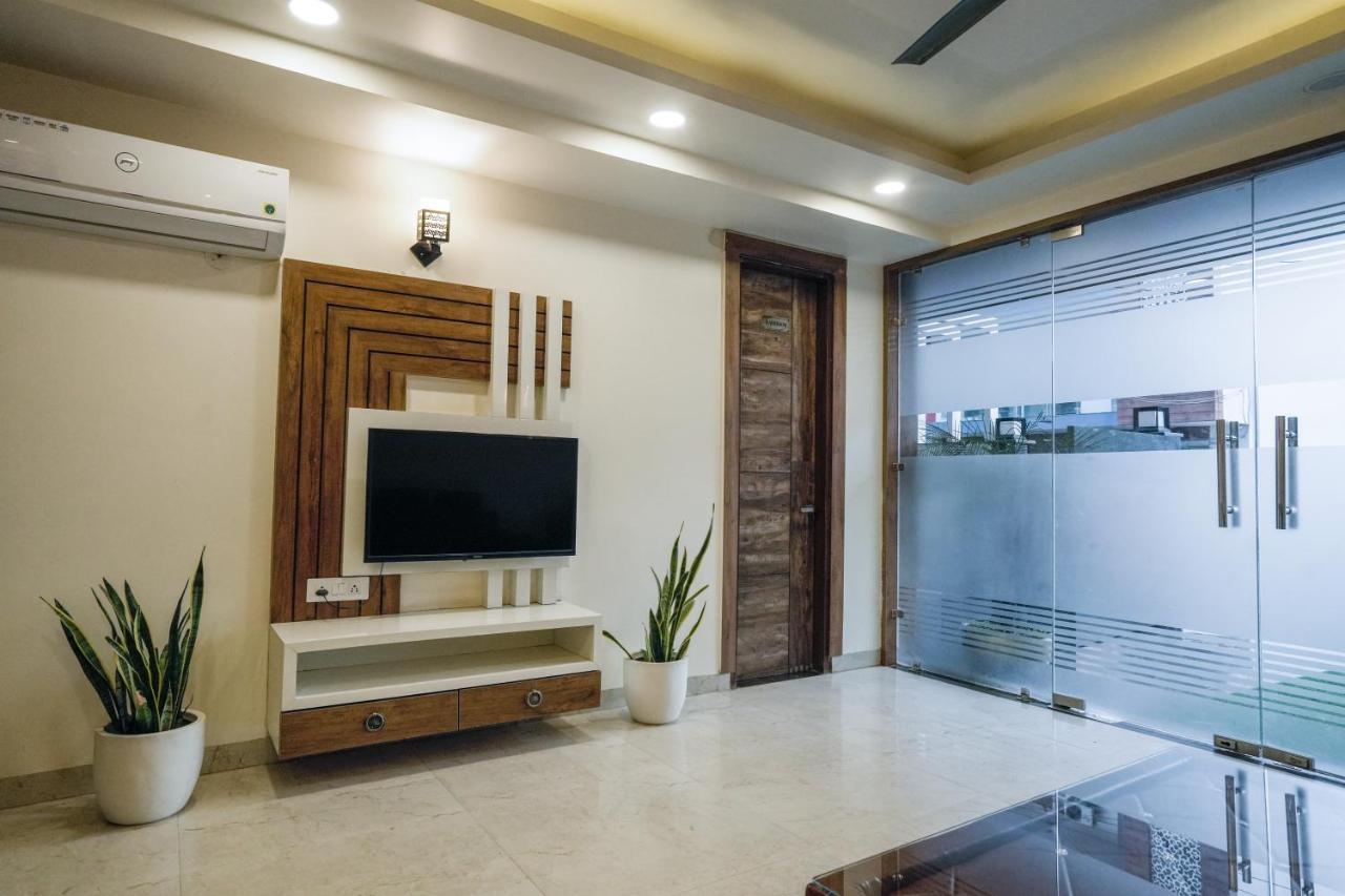 Maharaja Palace Boutique Near Medanta Medicity 3* Gurgaon