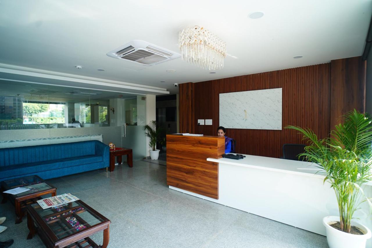 Rr Galaxy * Gurgaon