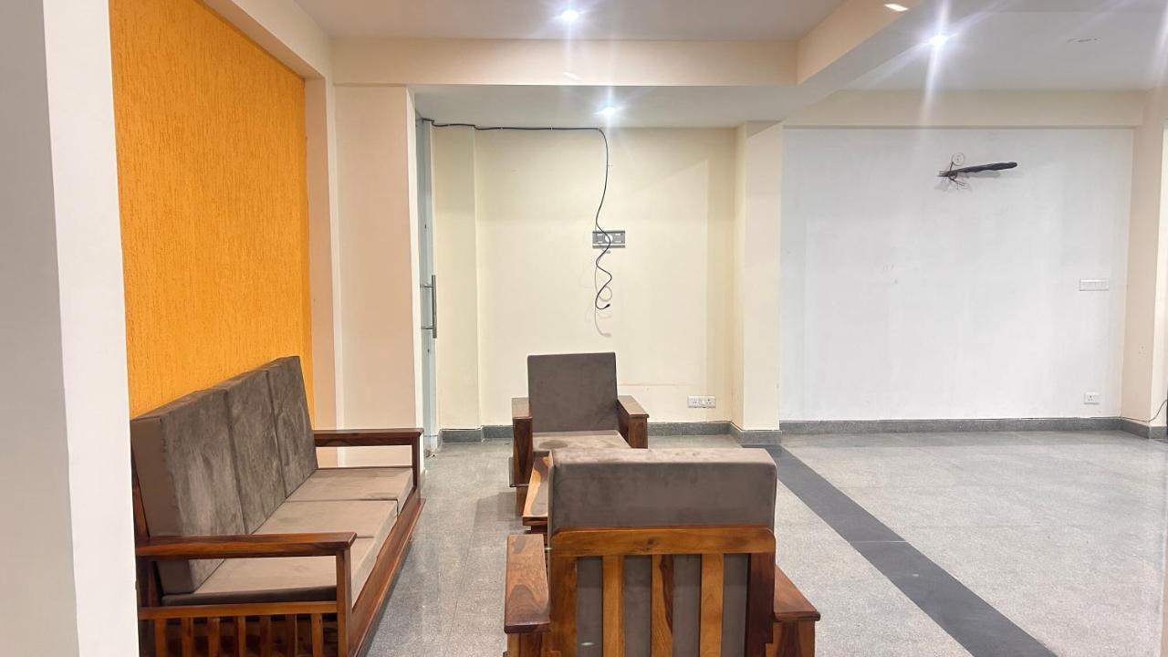 Lime Tree Service - Medanta Medicity, Hotel Gurgaon
