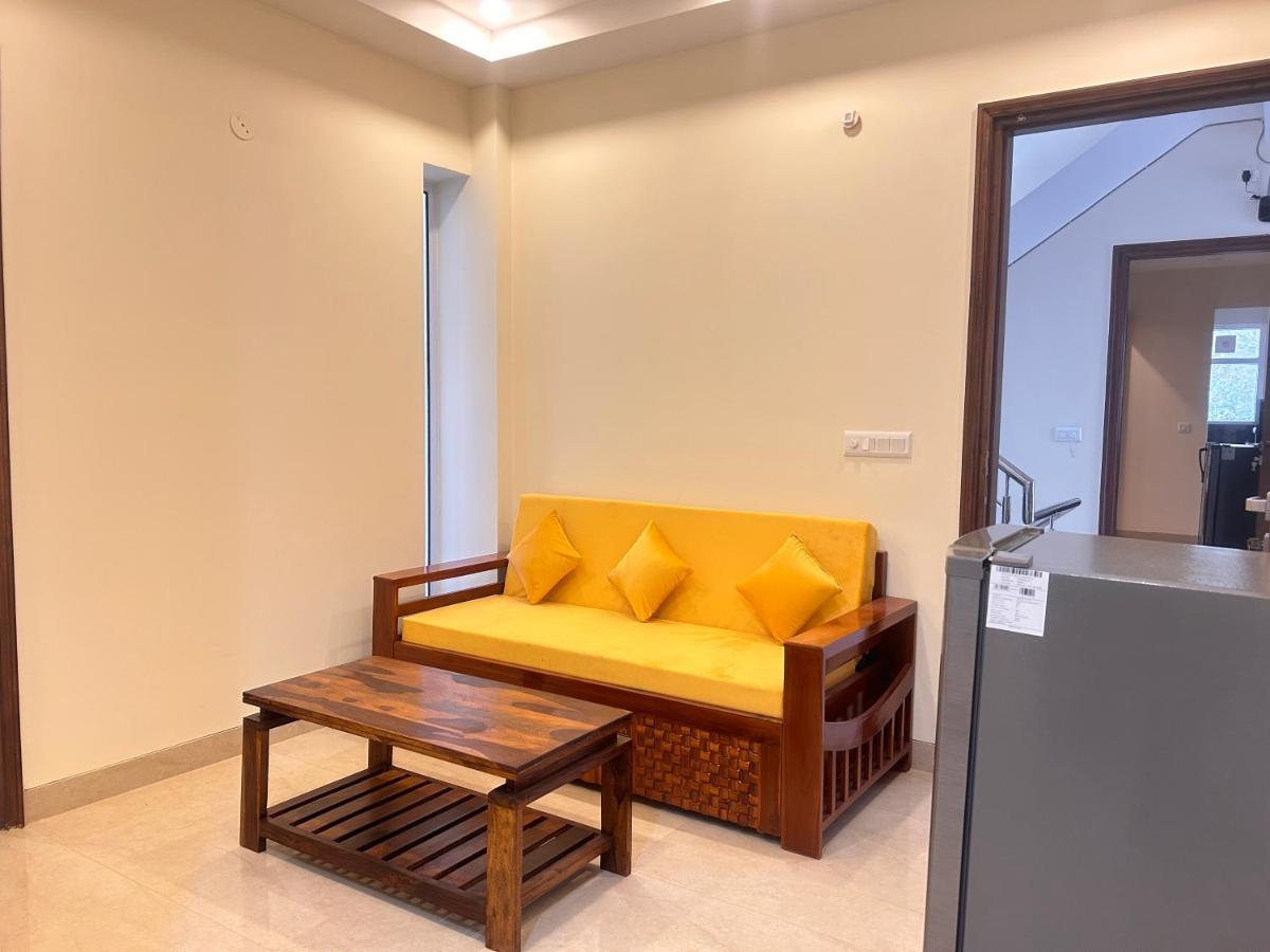 Hotel Lime Tree Service - Medanta Medicity,