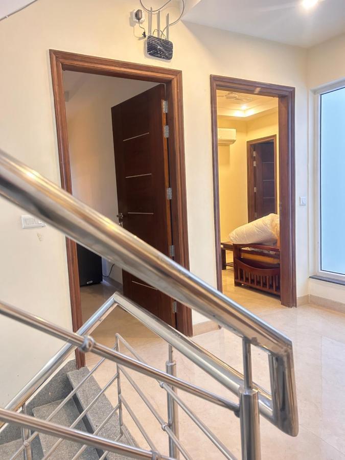 Lime Tree Service - Medanta Medicity, 3* Gurgaon