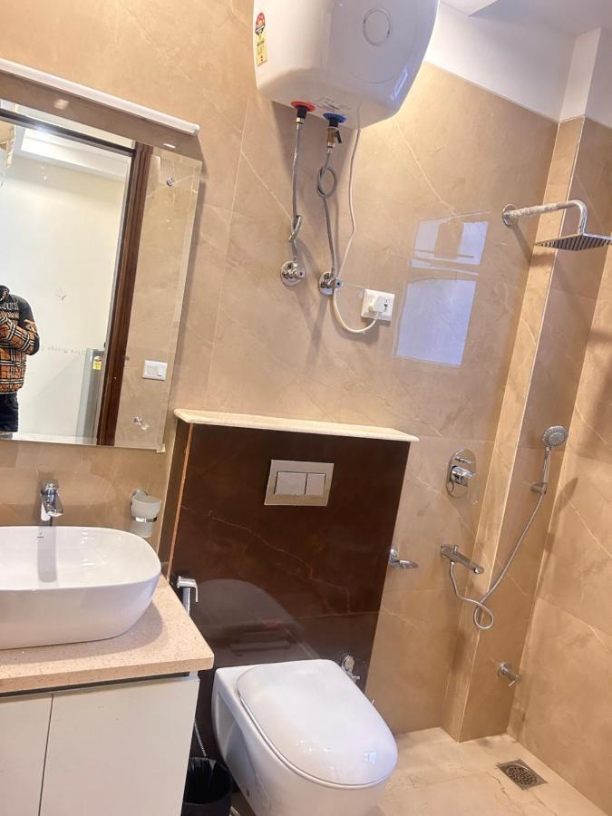 Lime Tree Service - Medanta Medicity, Hotel Gurgaon