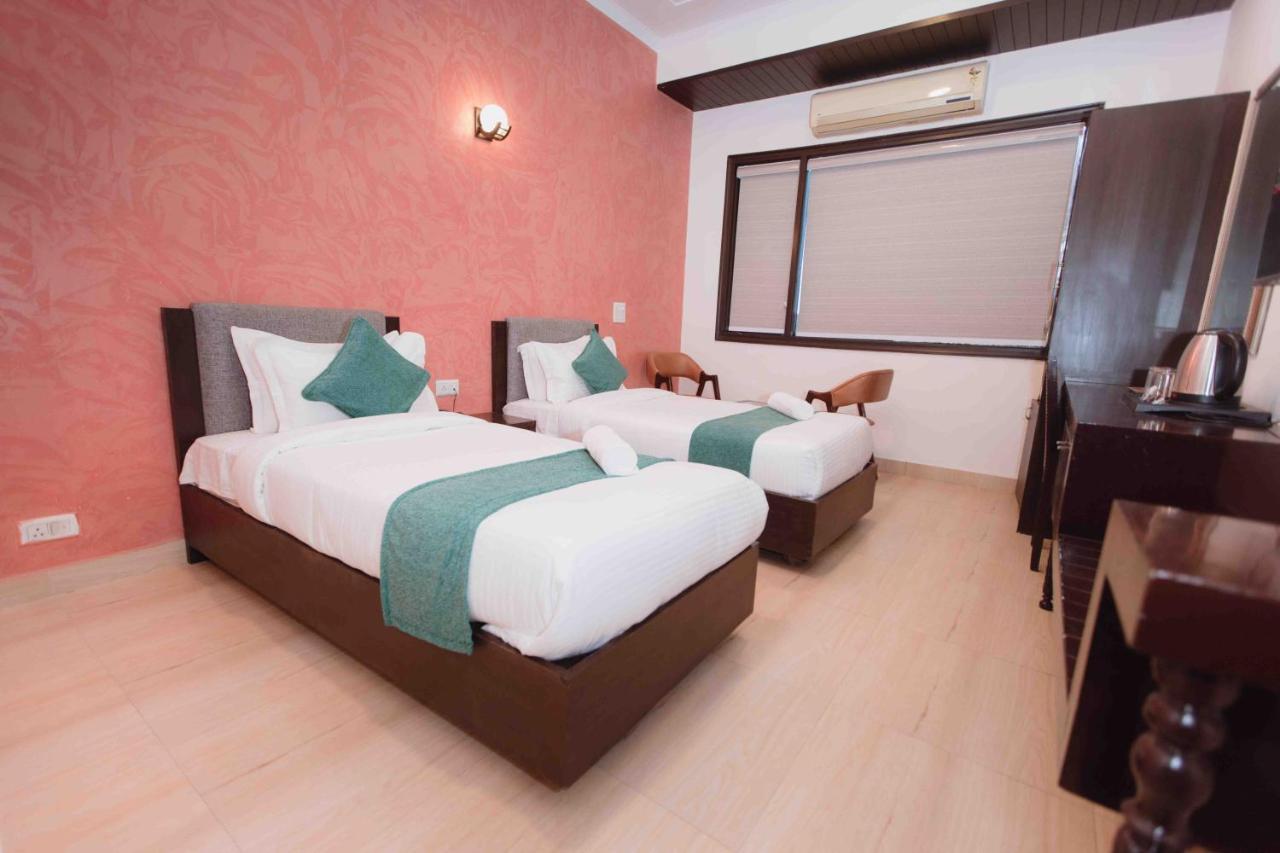 Hotel Plaza Residency 3*