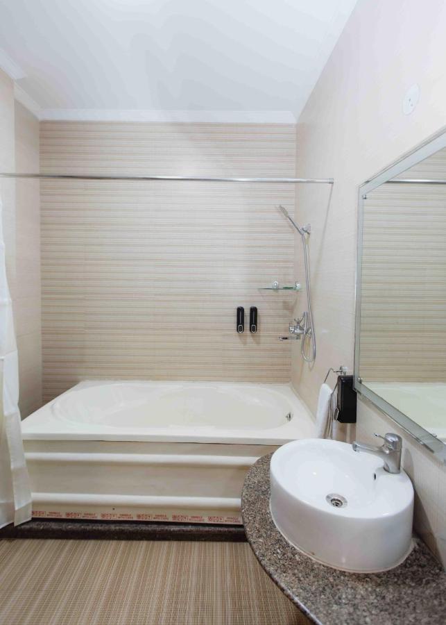 Plaza Residency Hotel 3*