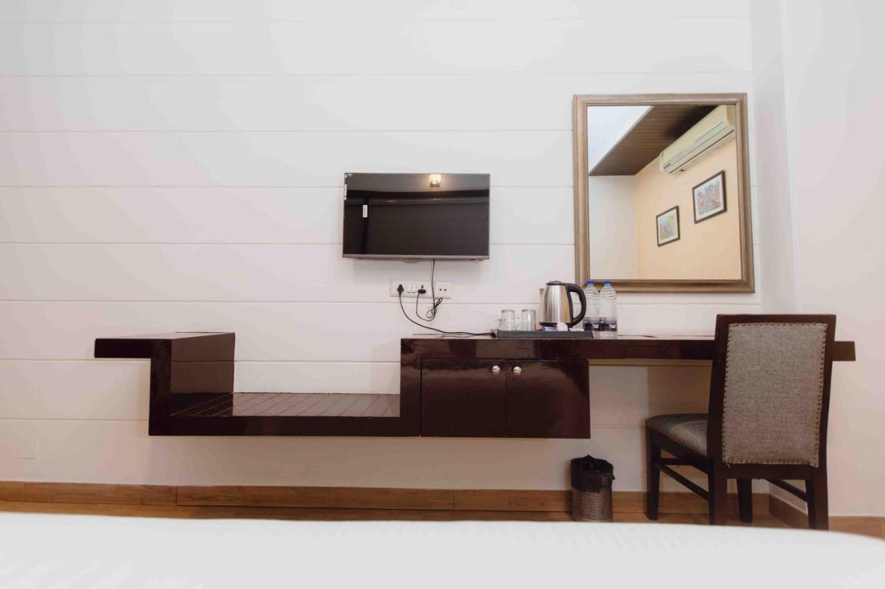 Hotel Plaza Residency