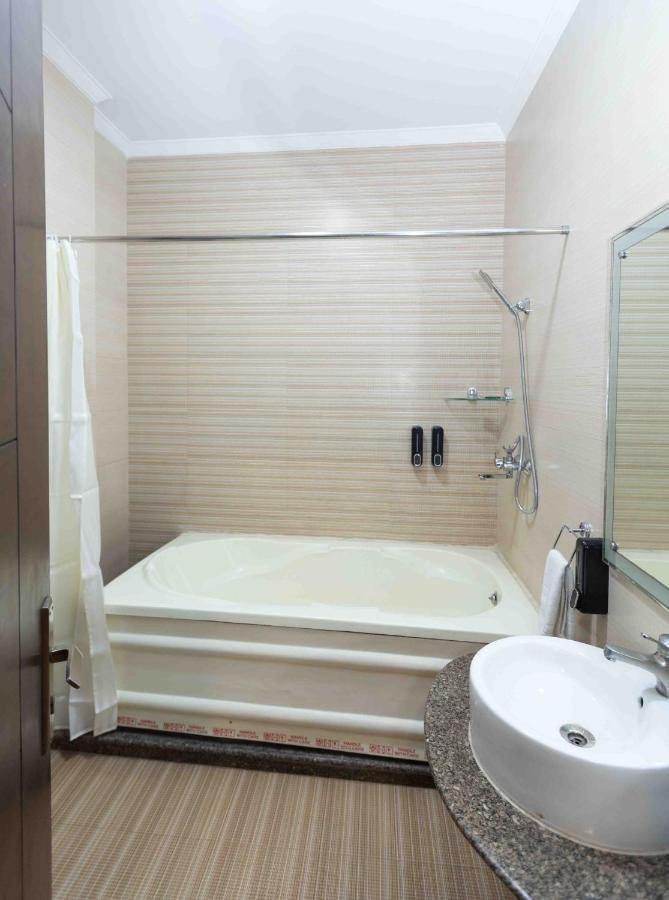 Hotel Plaza Residency 3*