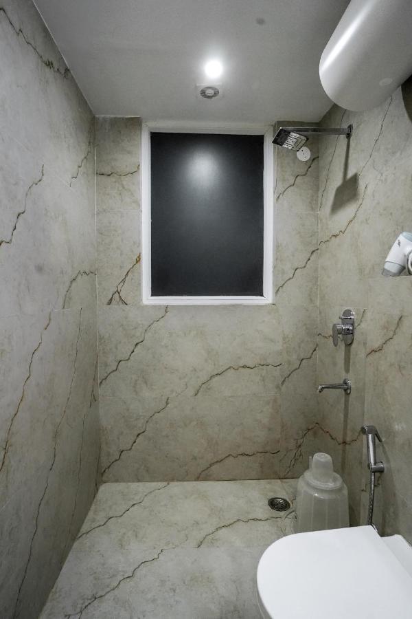 Hotel Saltstayz Sector 52 - Ardee Mall 3*