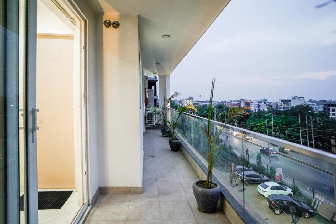 Saltstayz Sector 52 - Ardee Mall Hotel 3*