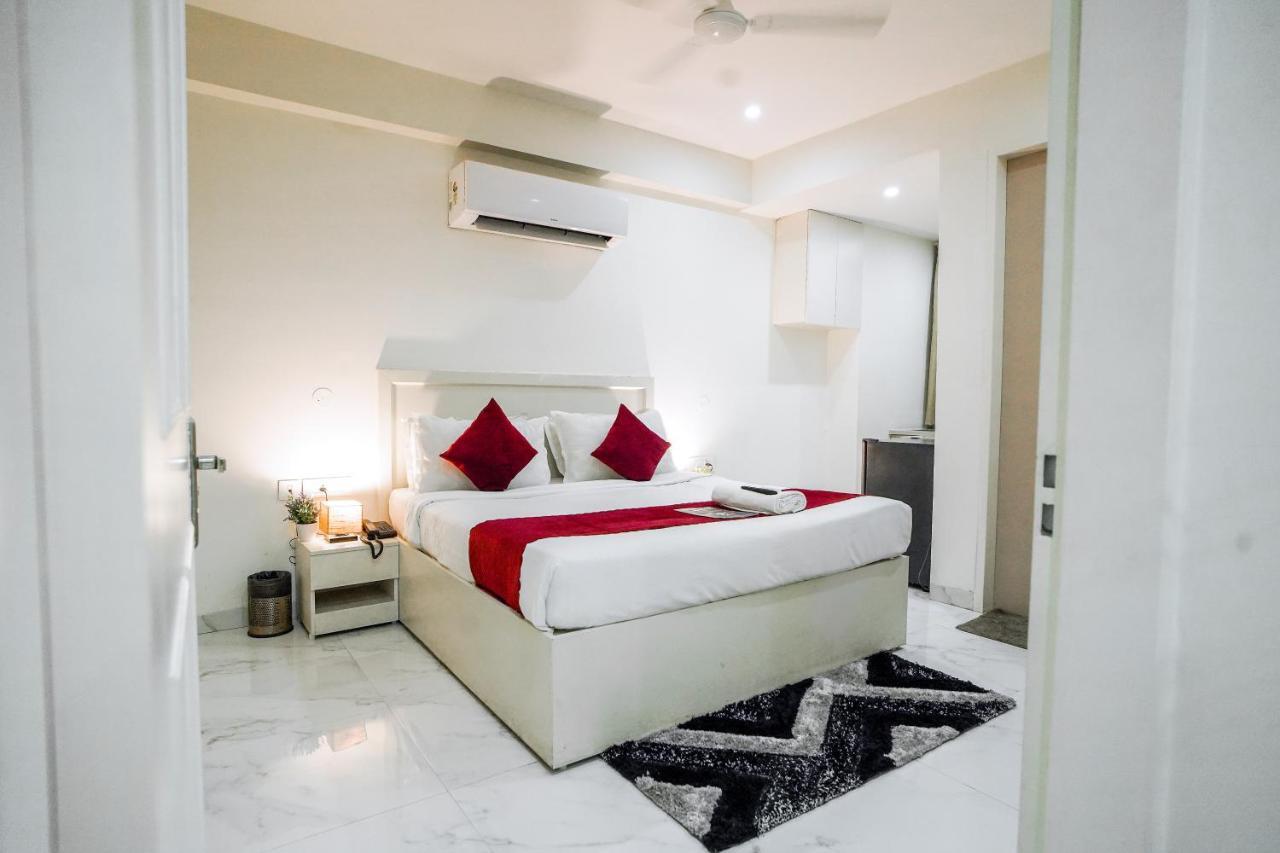 Hotel Saltstayz Sector 52 - Ardee Mall