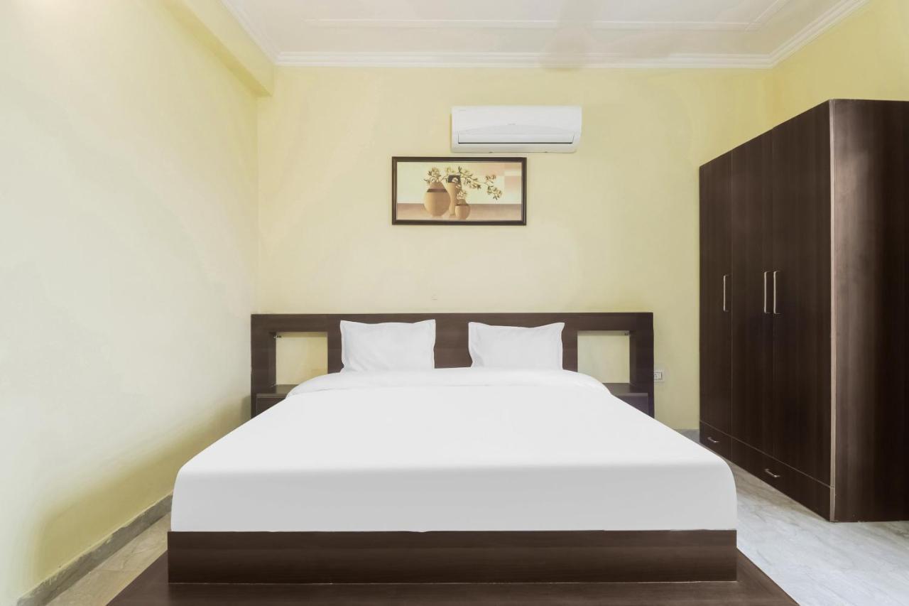Hotel Collection O Majestic Gurgaon