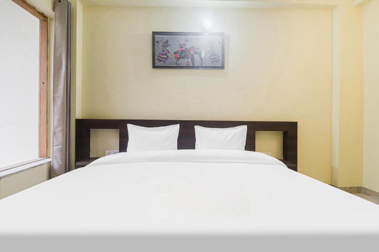 Collection O Majestic 4* Gurgaon