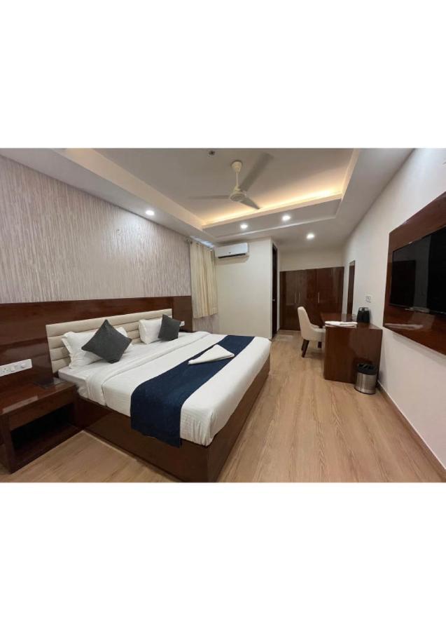 The Azure 3* Gurgaon