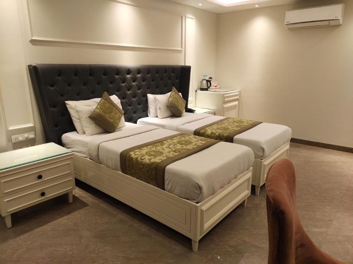 The Heritage 3* Gurgaon