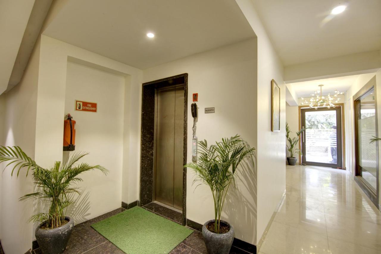 Hotel Saltstayz Select - Galleria Market & Golf Course Road 4*