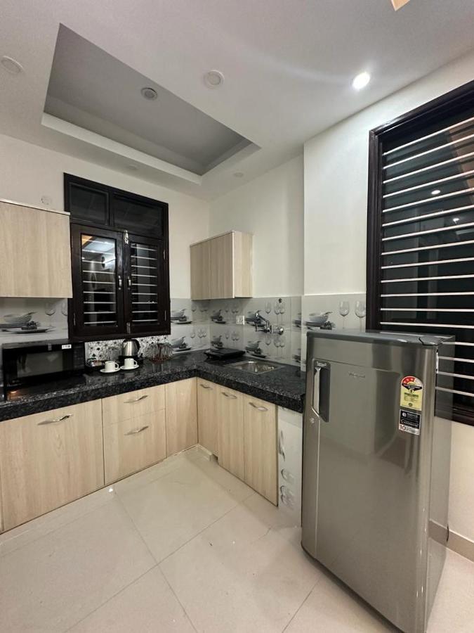Plum Tree Hotel Gurgaon