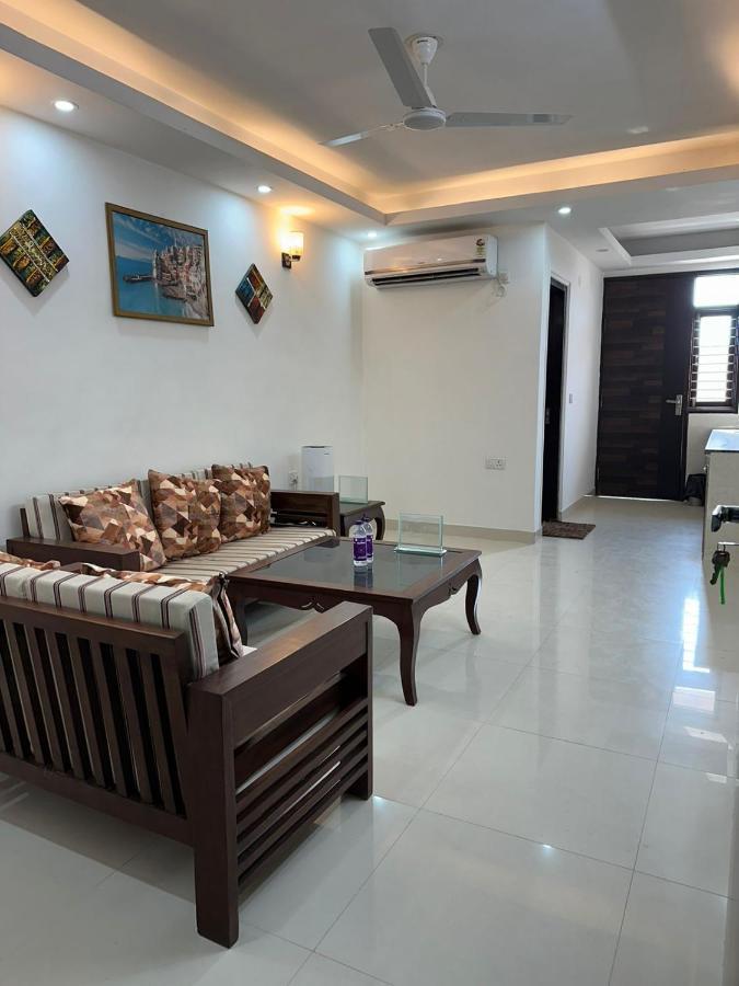 Plum Tree Hotel