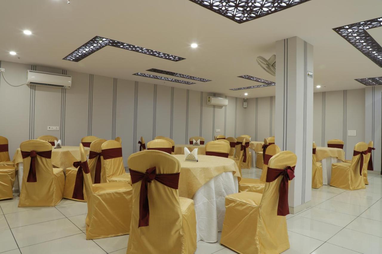 Gurugram Hotel 3*