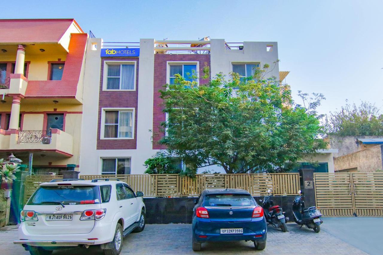 Hotel Fabhotel Radiant Dlf Phase 3 Gurgaon