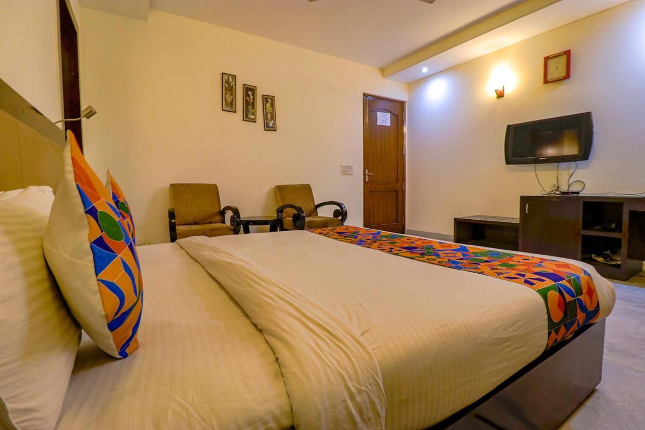 Hotel Fabhotel Imperial Gurgaon