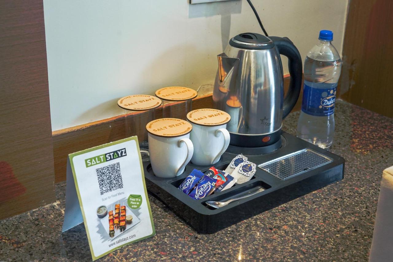 Hotel Saltstayz Select - Unitech Cyber Park 4*