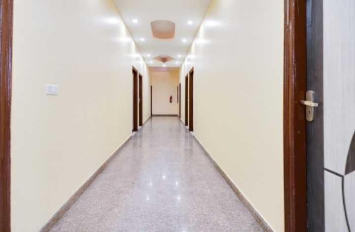 O Jas Near Star Mall Gurgaon