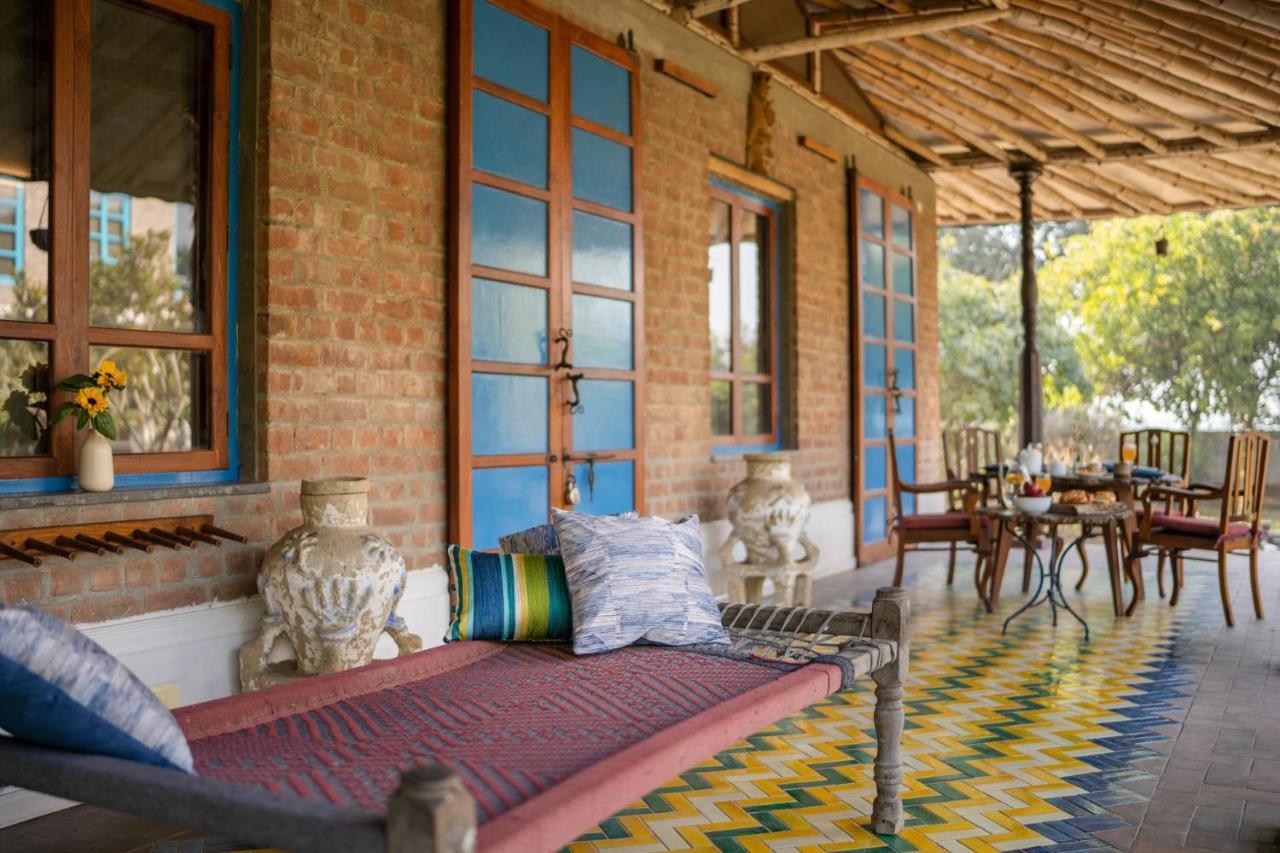 Lohonostays Bamboo House Sadhrana Bagh *