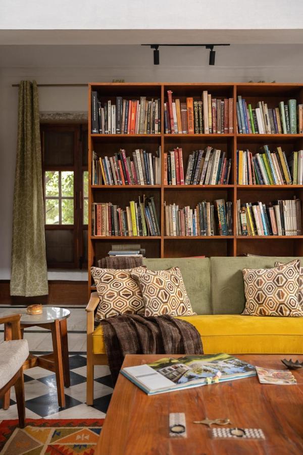 Villa Lohonostays Library Sadhrana Bagh Gurgaon
