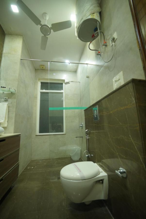 Luxury 3bhk Service -golf Course Road, Apartment
