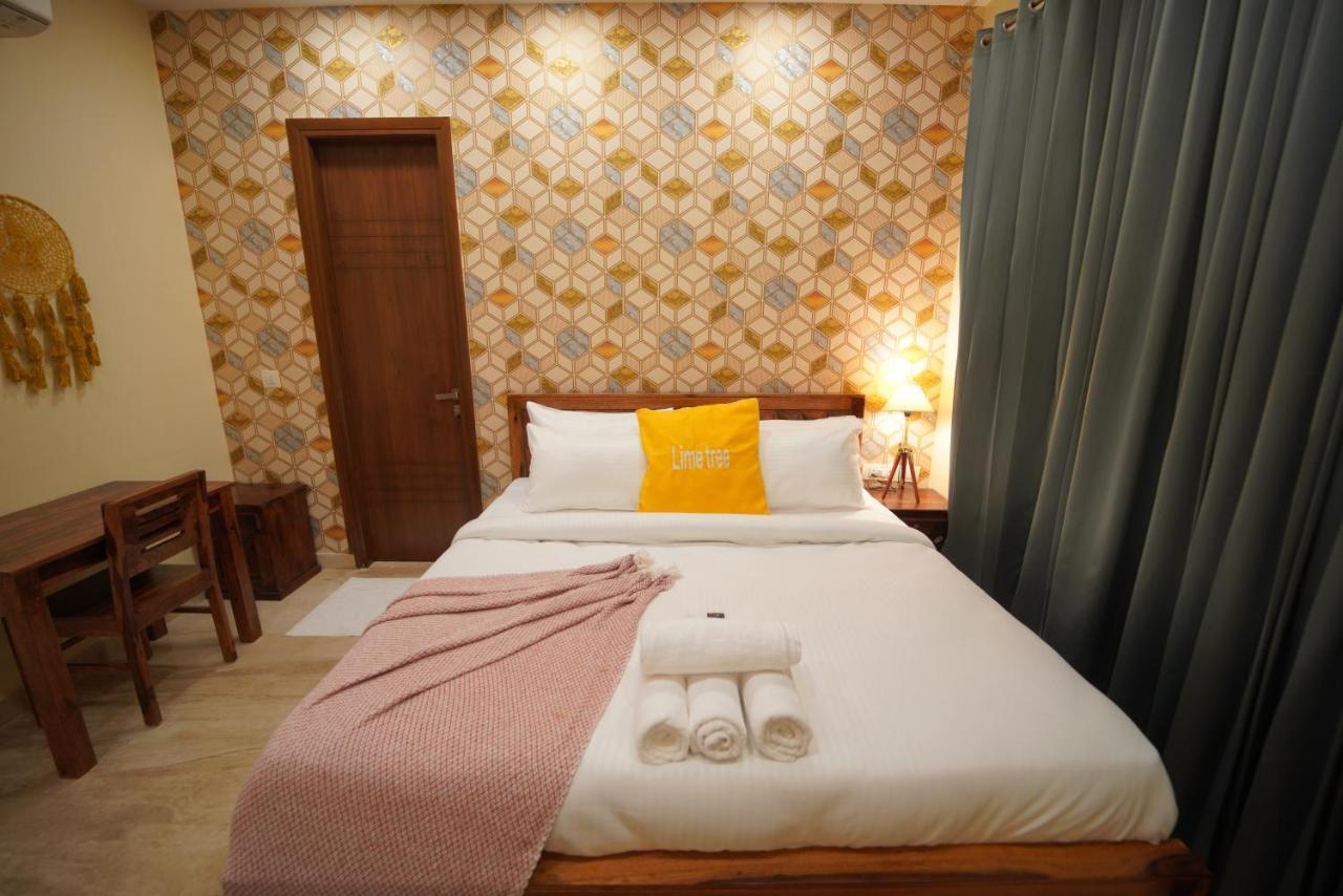 Apartment Luxury 3bhk Service -golf Course Road,