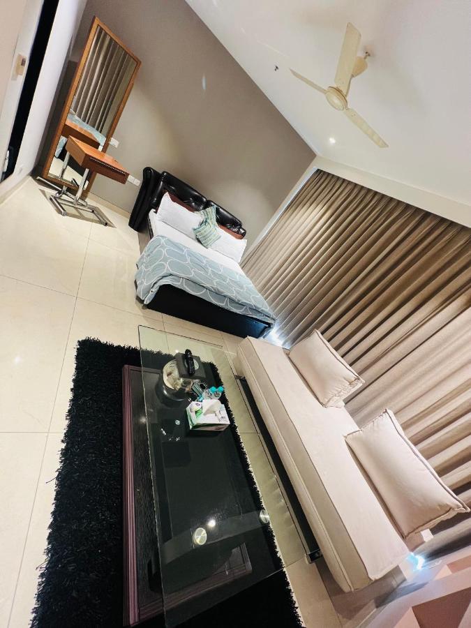Luxury Key 1 *