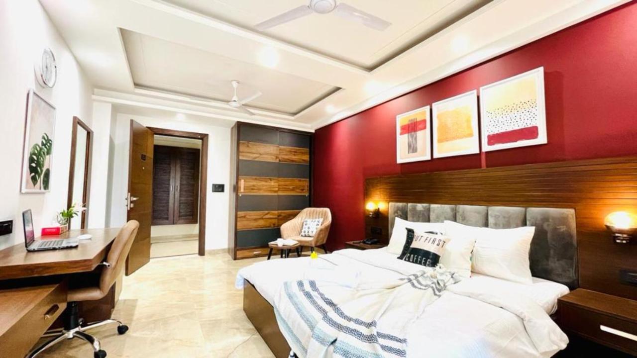 Bluo Studio4 Dlf Cybercity - Balcony, Gym Tt, Lift 3*