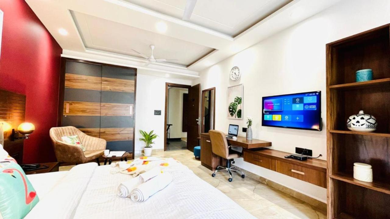 Bluo Studio4 Dlf Cybercity - Balcony, Gym Tt, Lift Hotel Gurgaon