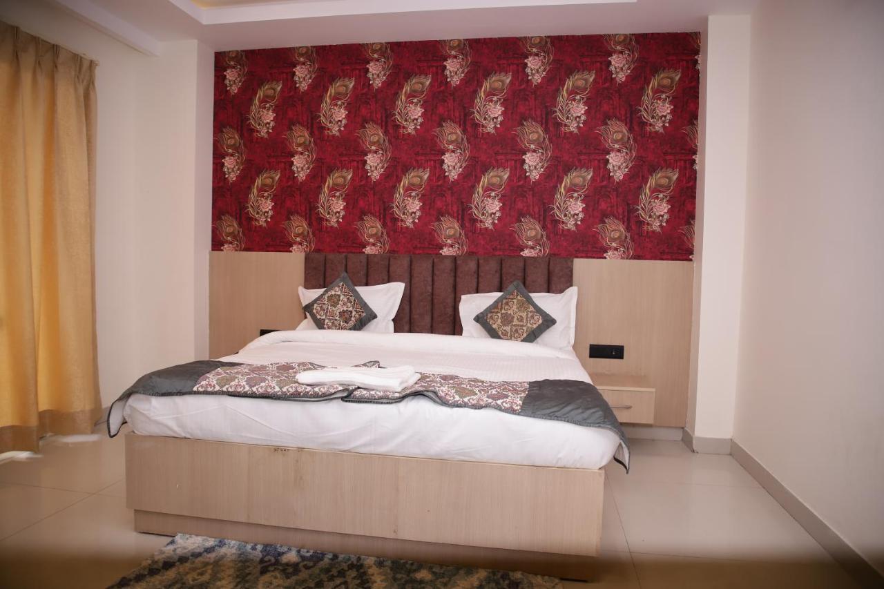 Hotel Lyf Corporate Sector 45 Gurgaon