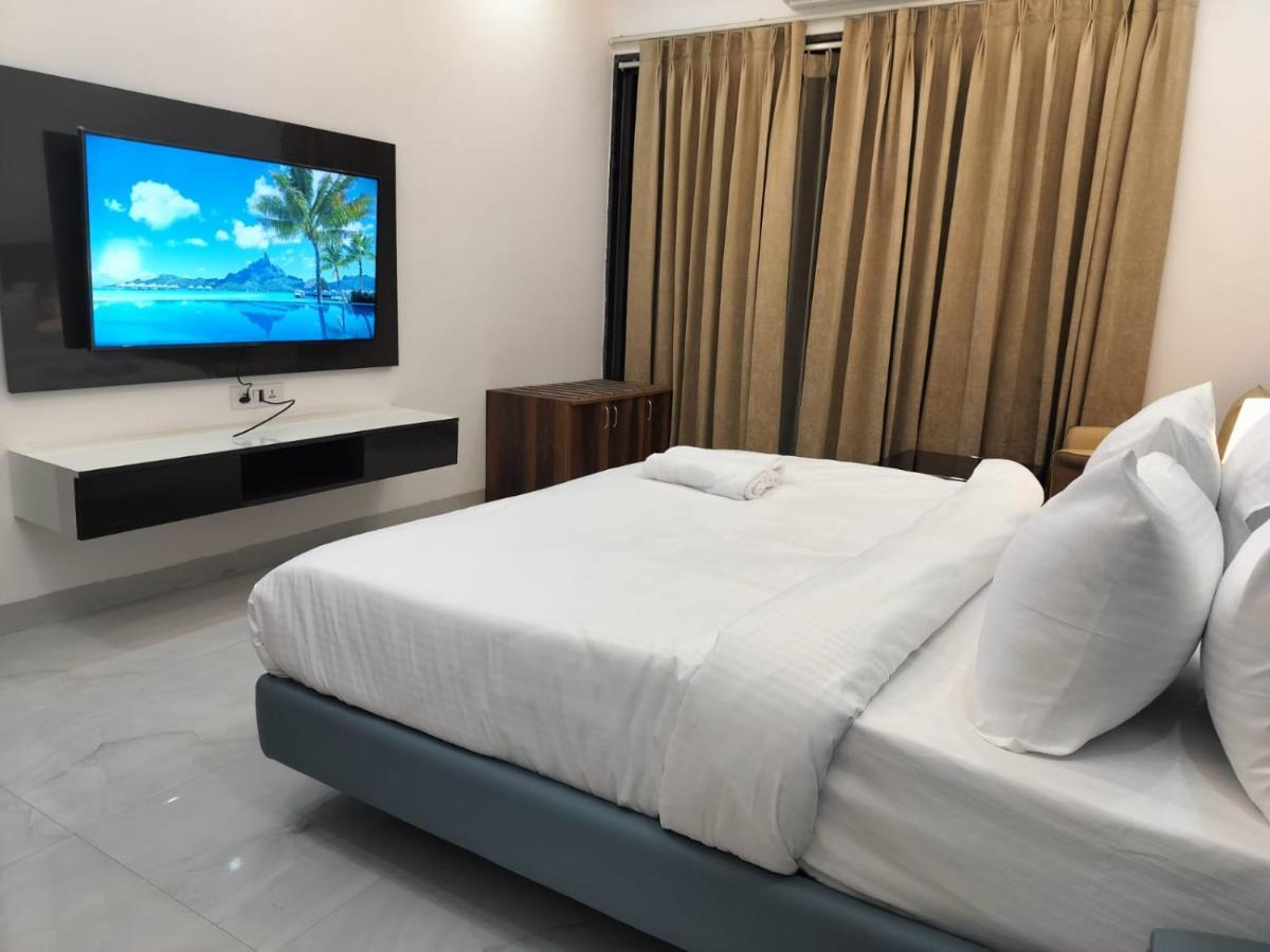 Hotel Elite 32 Avenue - Near Google Building Gurgaon
