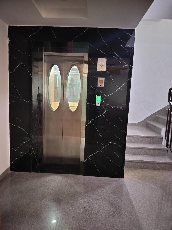 Hotel Elite 32 Avenue - Near Google Building 3*