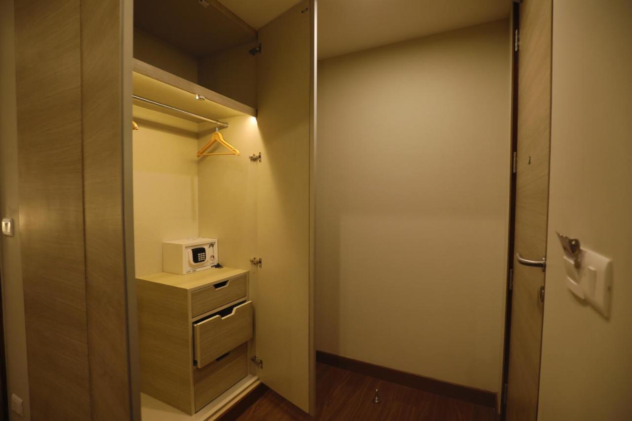 Hotel Goa Country Club Gurgaon