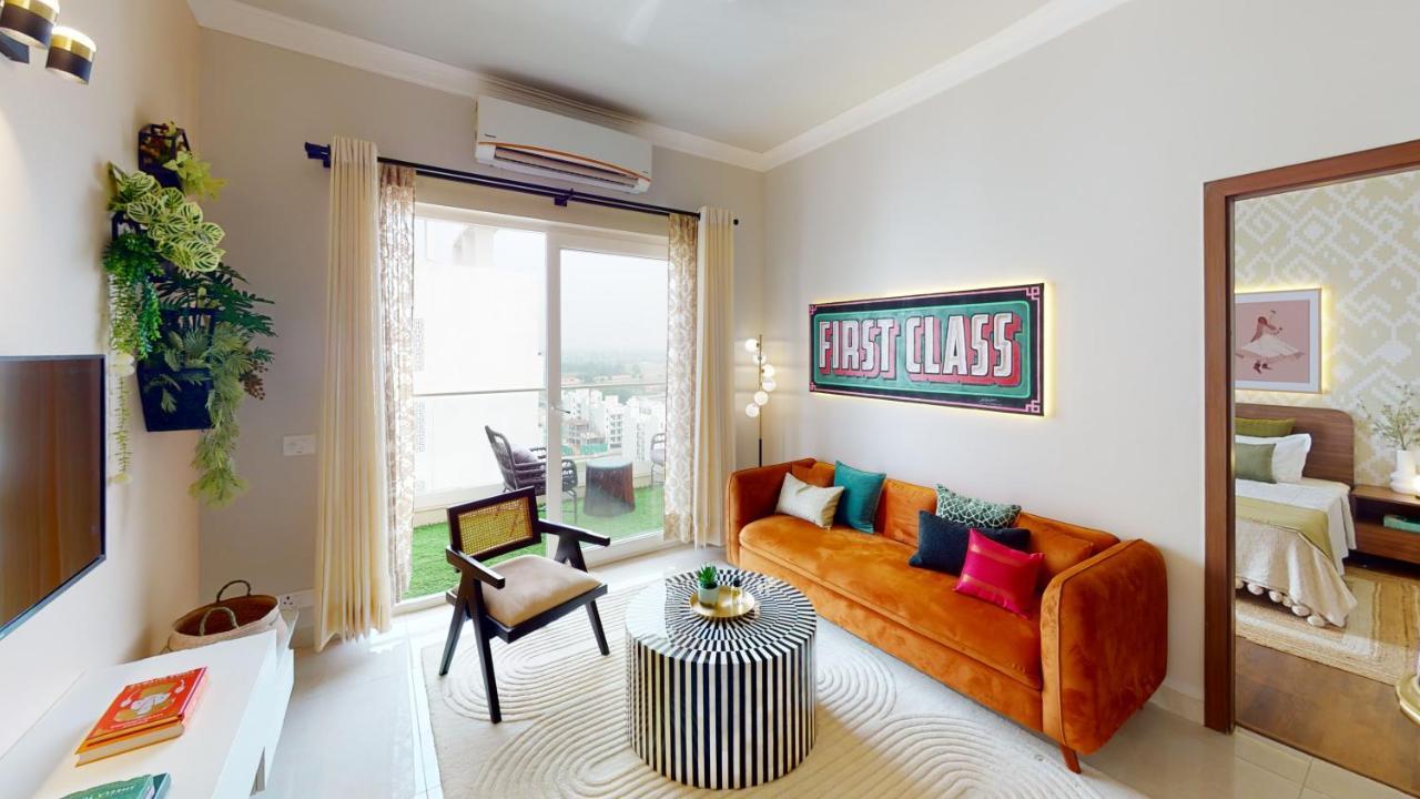 Priya Gurgaon Apartment *