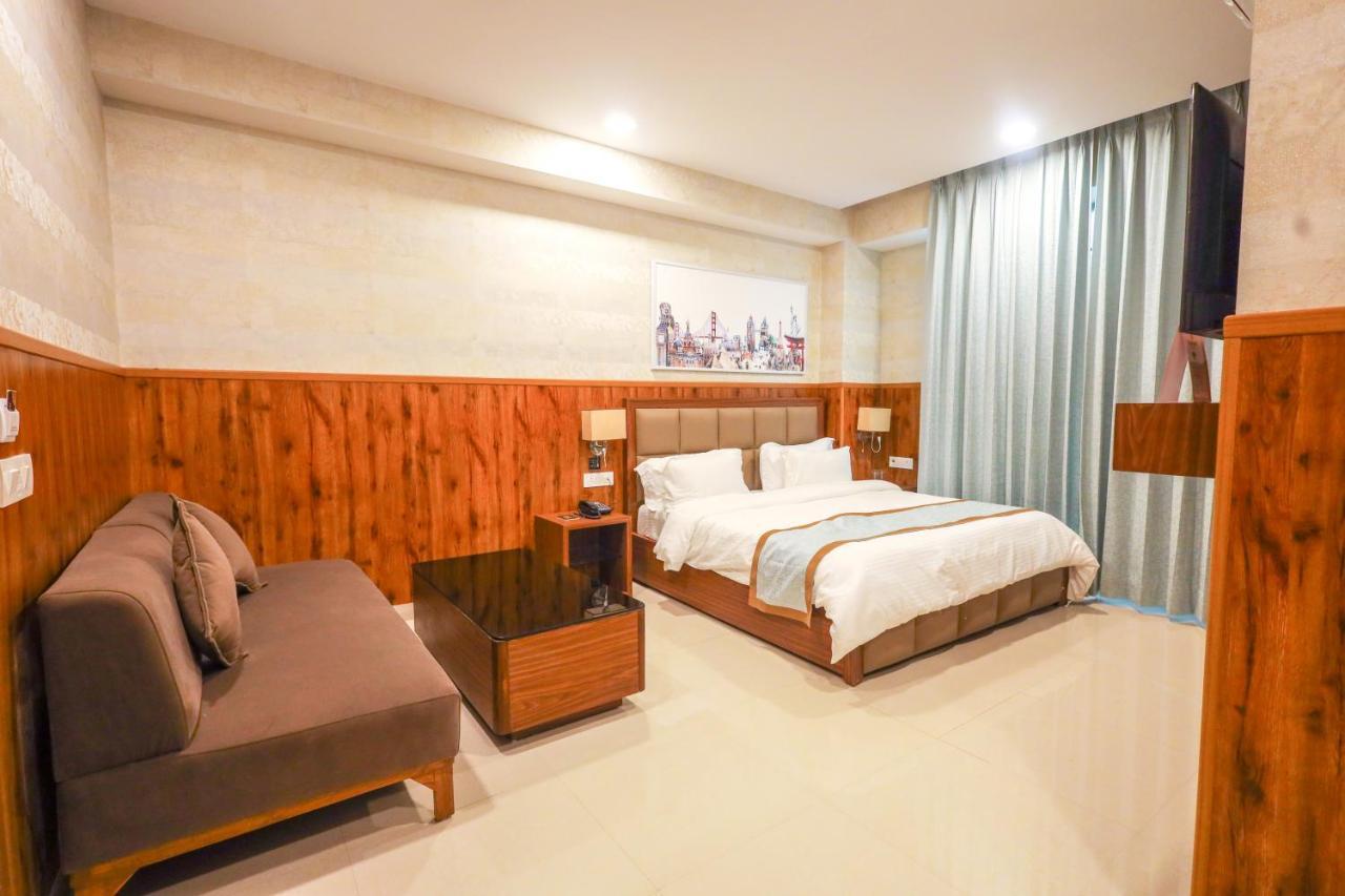 Clay Hotel, Sohna Road, Sector 49, Gurugram Hotel Gurgaon