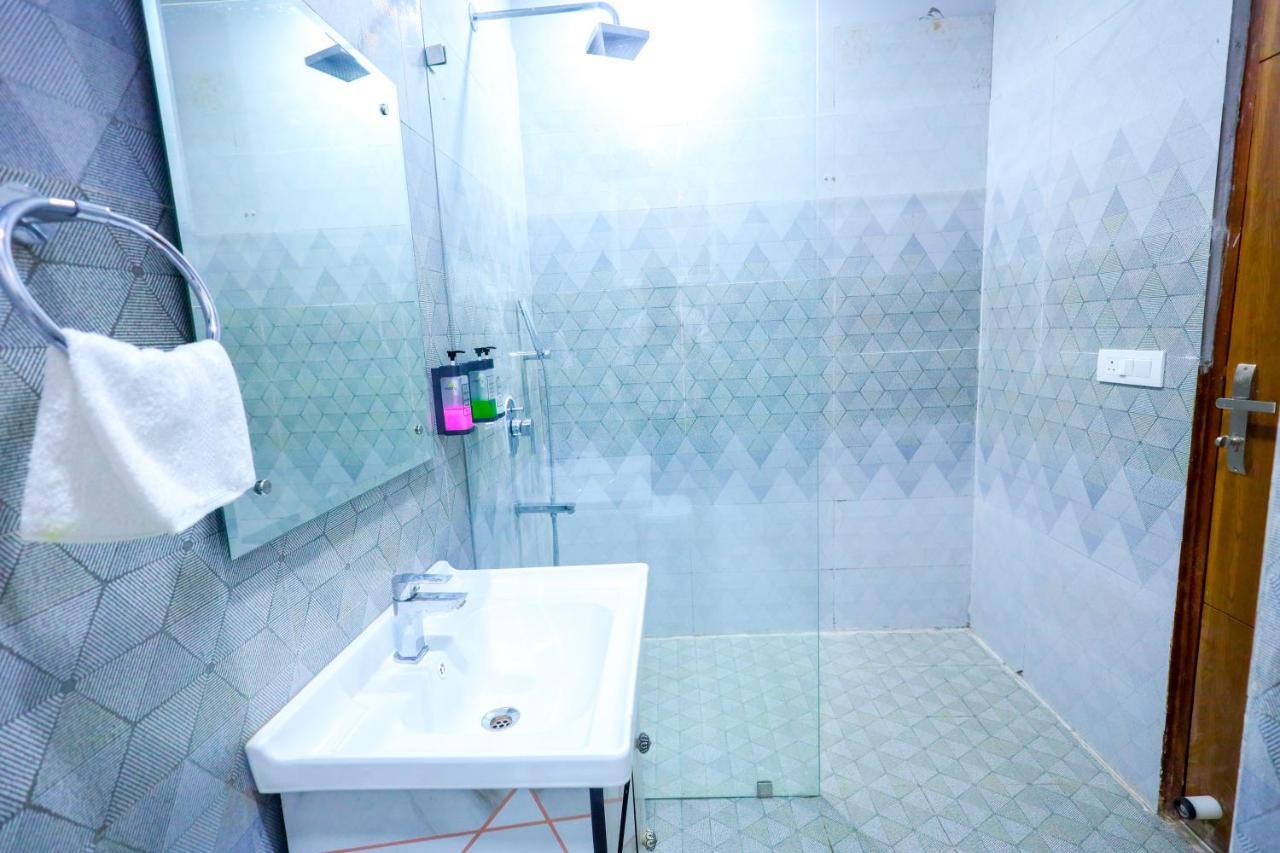 Clay Hotel, Sohna Road, Sector 49, Gurugram Hotel