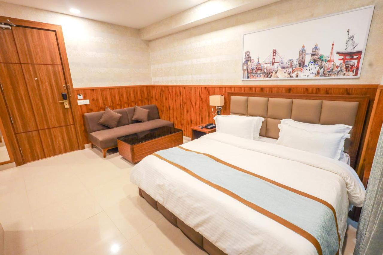 Clay Hotel, Sohna Road, Sector 49, Gurugram Hotel *