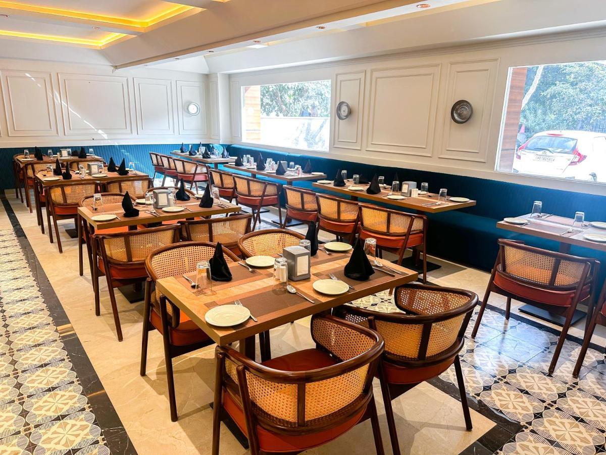 Clay Hotel, Sohna Road, Sector 49, Gurugram Hotel *