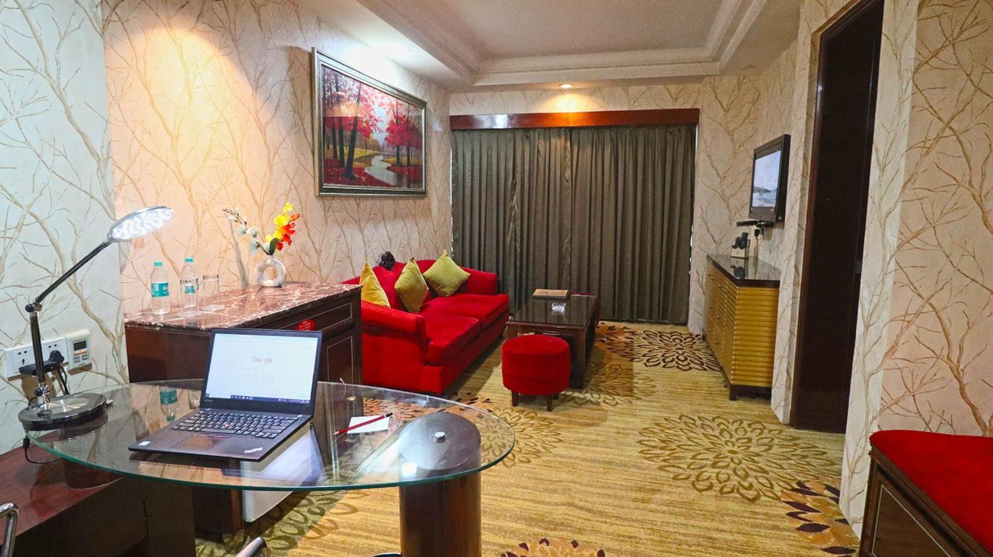 Hotel Skycity 3*